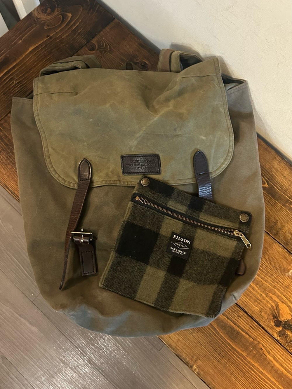 Filson Tin Cloth Backpack in Otter Green